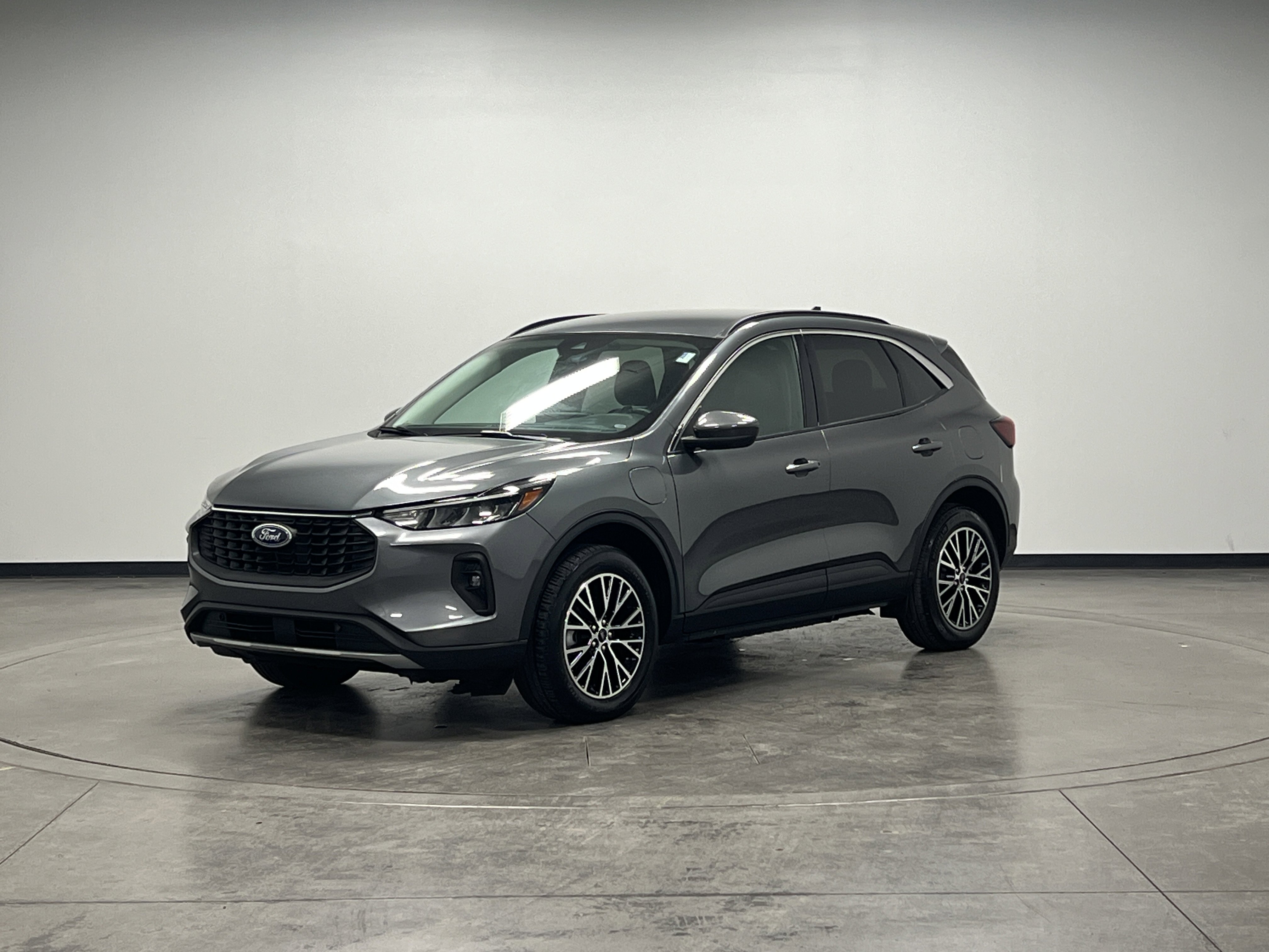 Used 2024 Ford Escape SE image 4