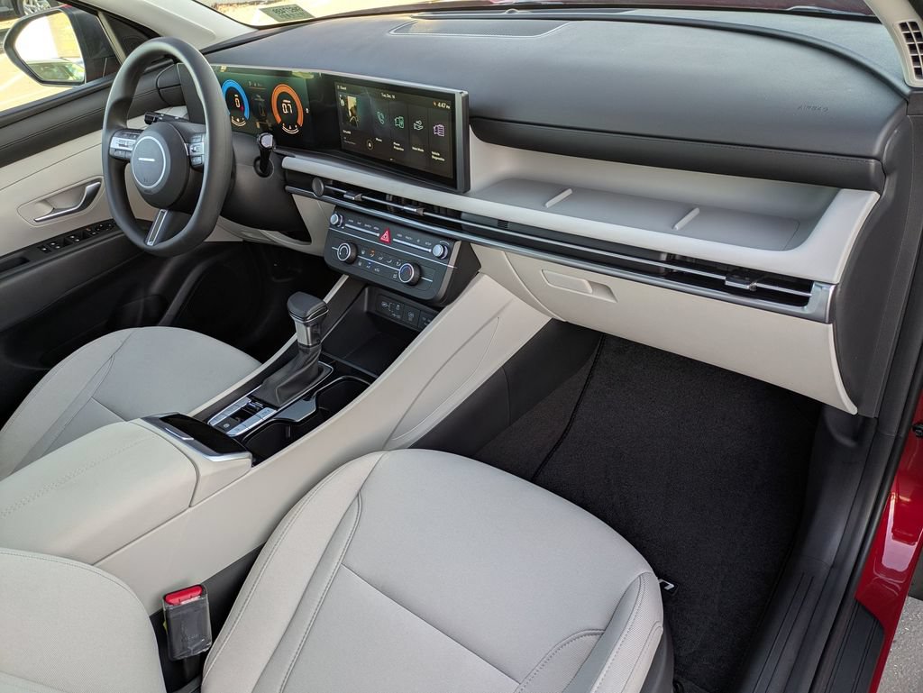 New 2026 Hyundai Tucson SE FWD image 8