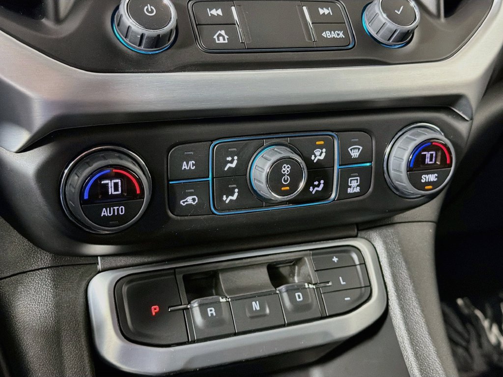 Used 2023 GMC Acadia SLT FWD image 16