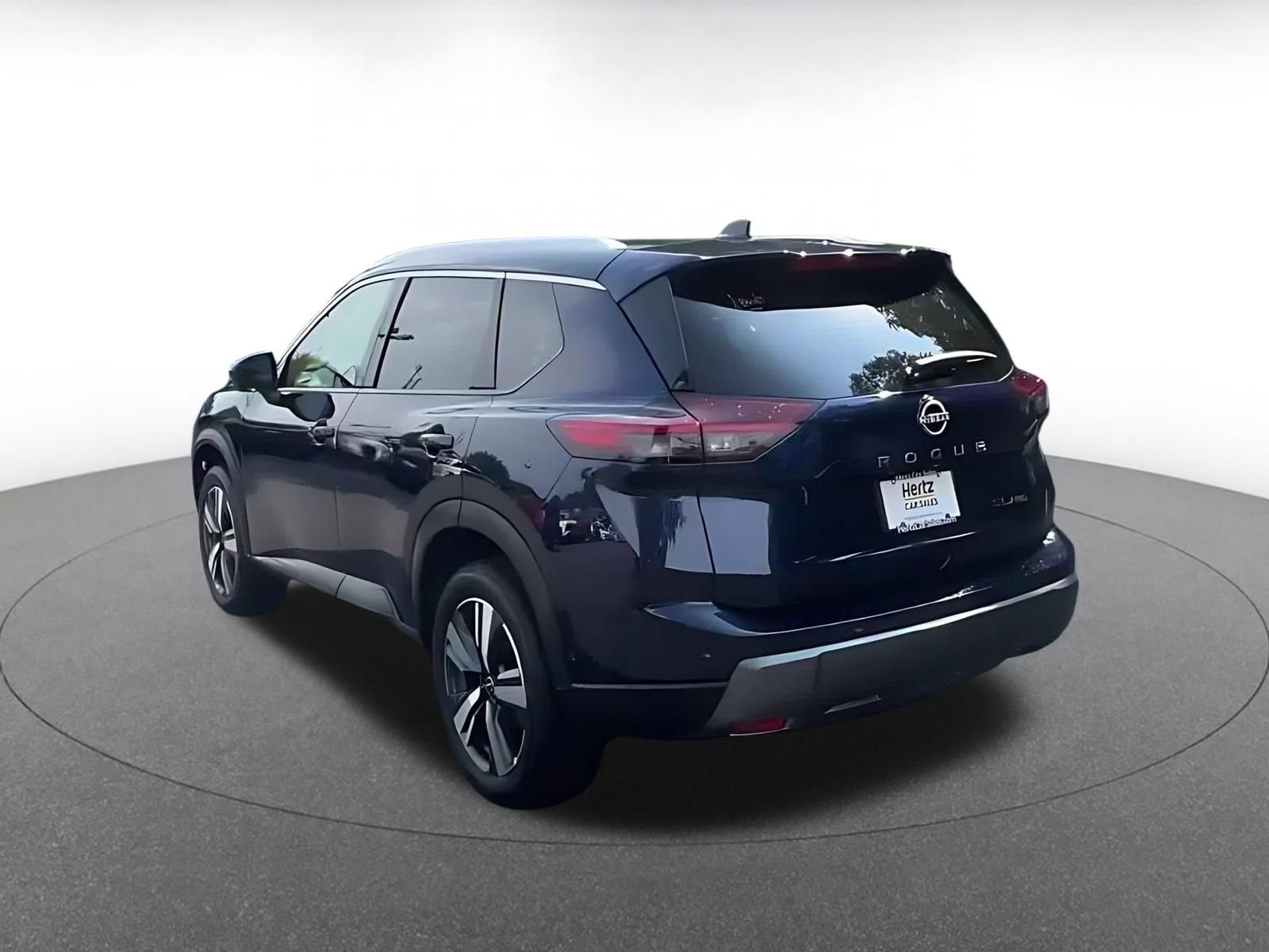 Used 2026 Nissan Rogue SL AWD/4WD image 10