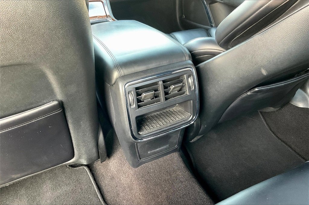 Used 2019 Lincoln Continental Premiere image 34