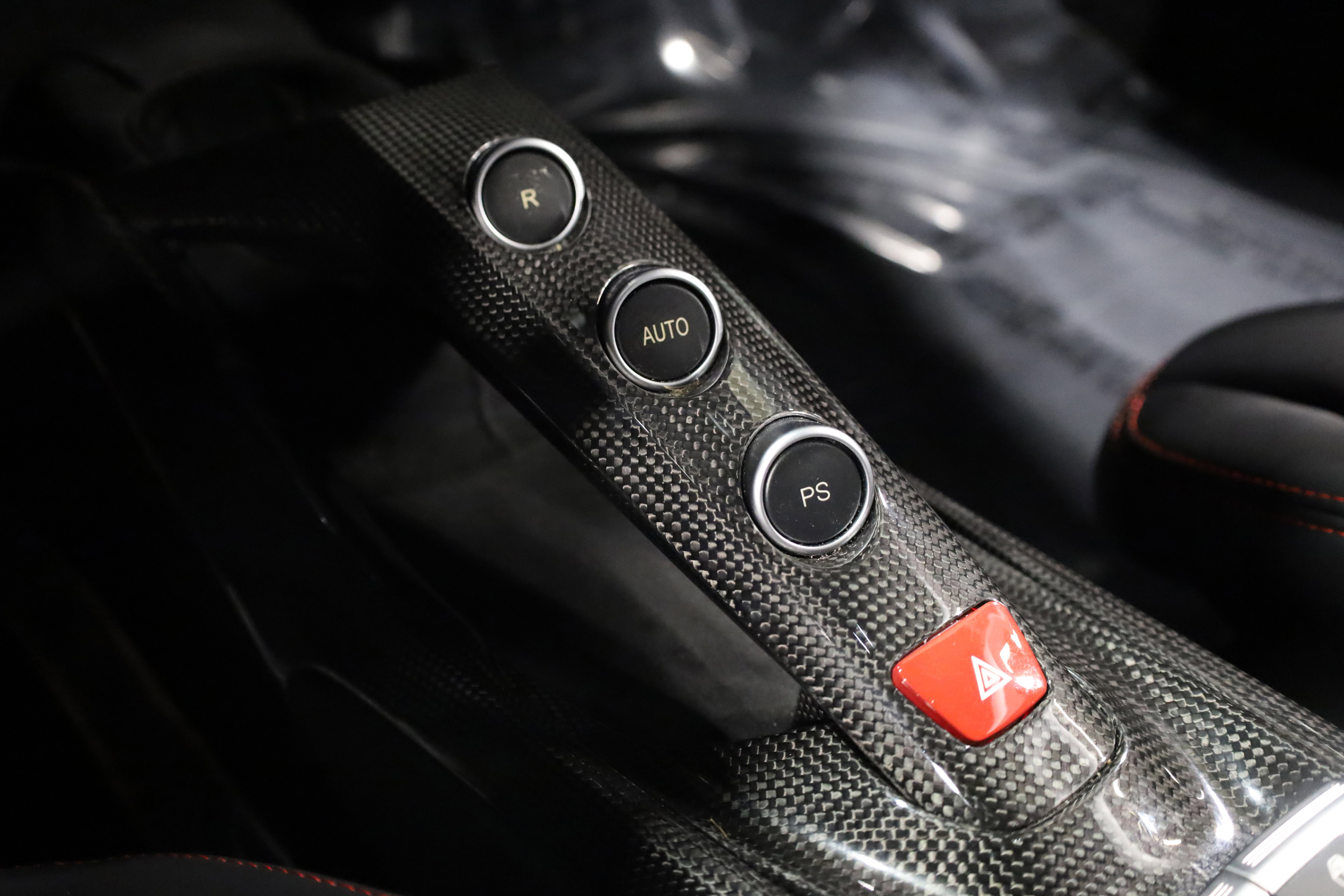 Used 2016 Ferrari 488 GTB image 27