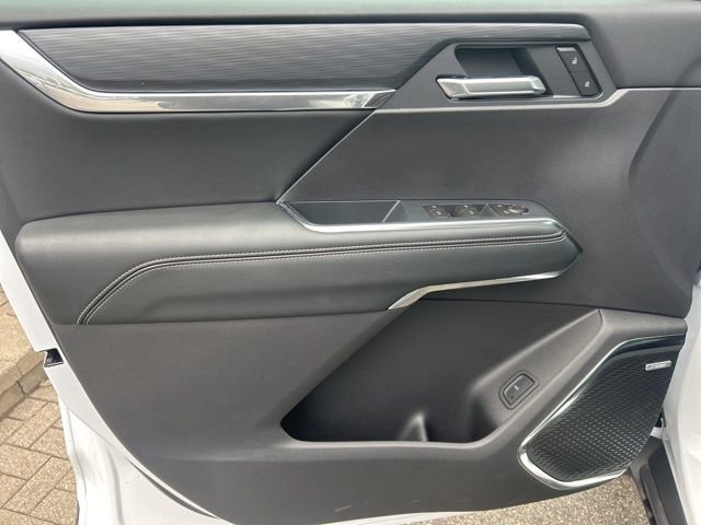 New 2026 GMC Acadia Elevation w/ Elevation Premium Package AWD/4WD image 7