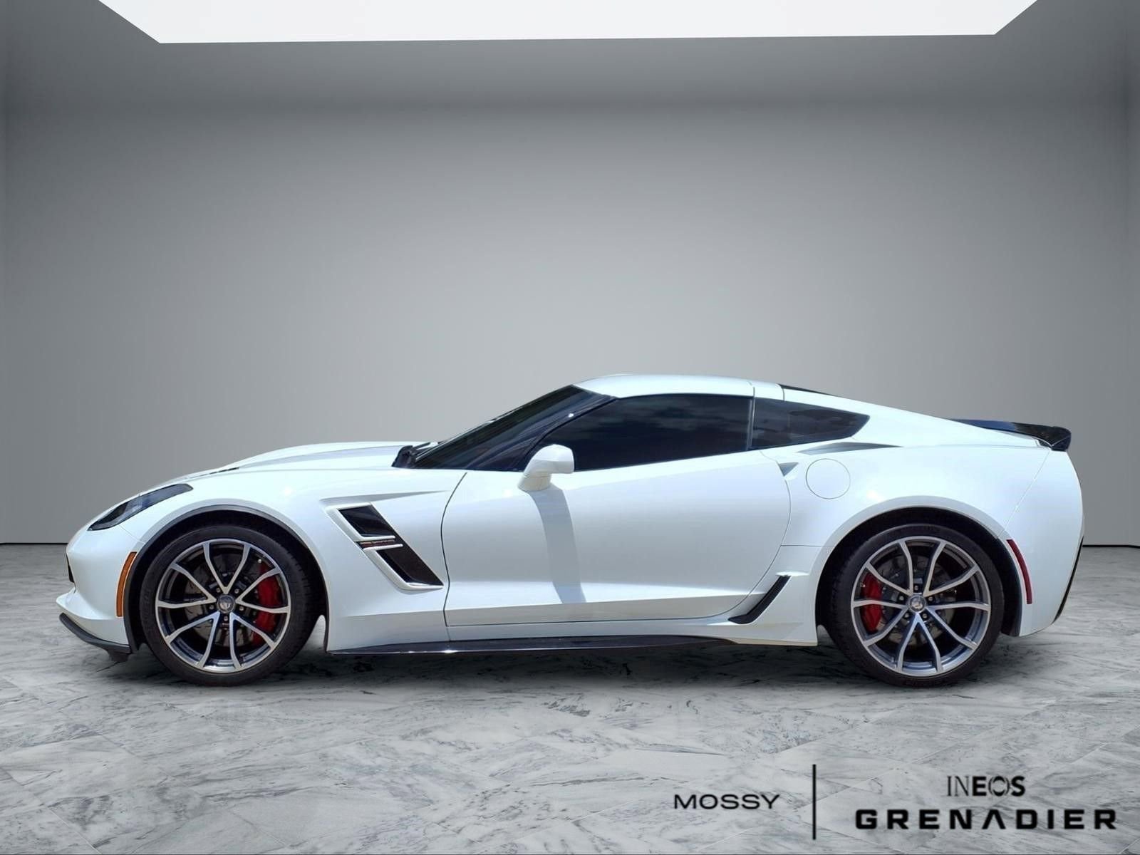 Used 2019 Chevrolet Corvette Grand Sport RWD image 5