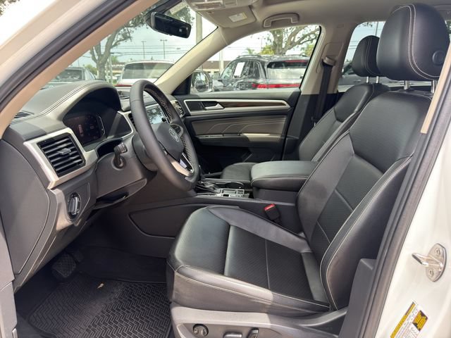 Certified 2022 Volkswagen Atlas SE FWD image 11