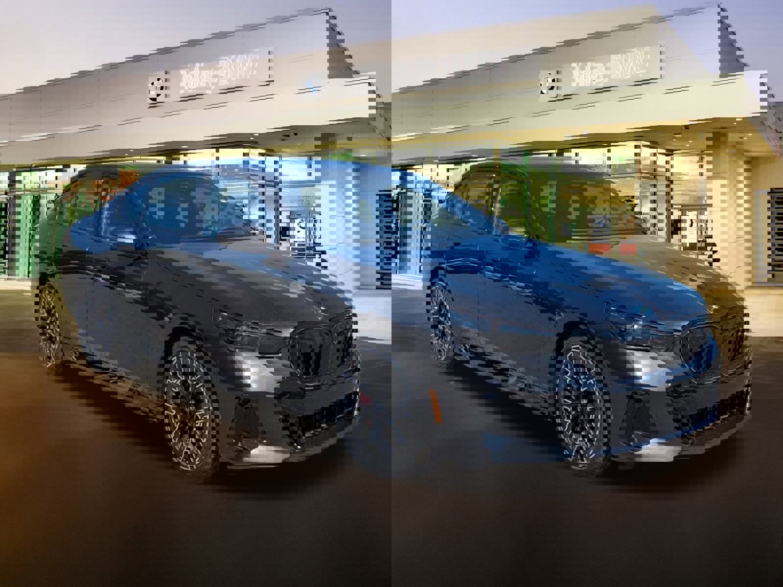 New 2026 BMW i5 eDrive40 w/ M Sport Package image 1