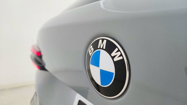 Used 2025 BMW X5 xDrive40i w/ M Sport Package image 17