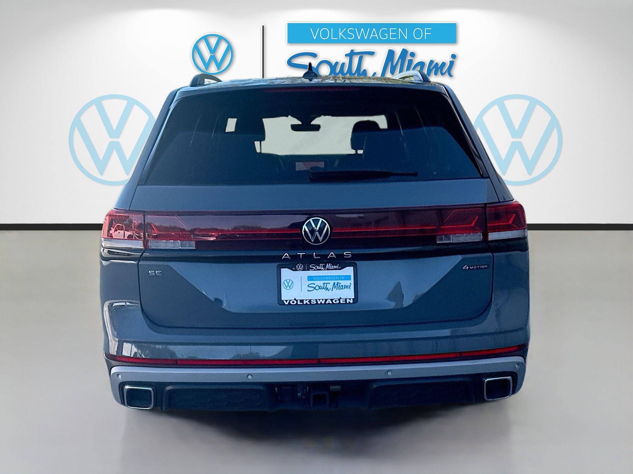 Certified 2025 Volkswagen Atlas Peak Edition SE image 6