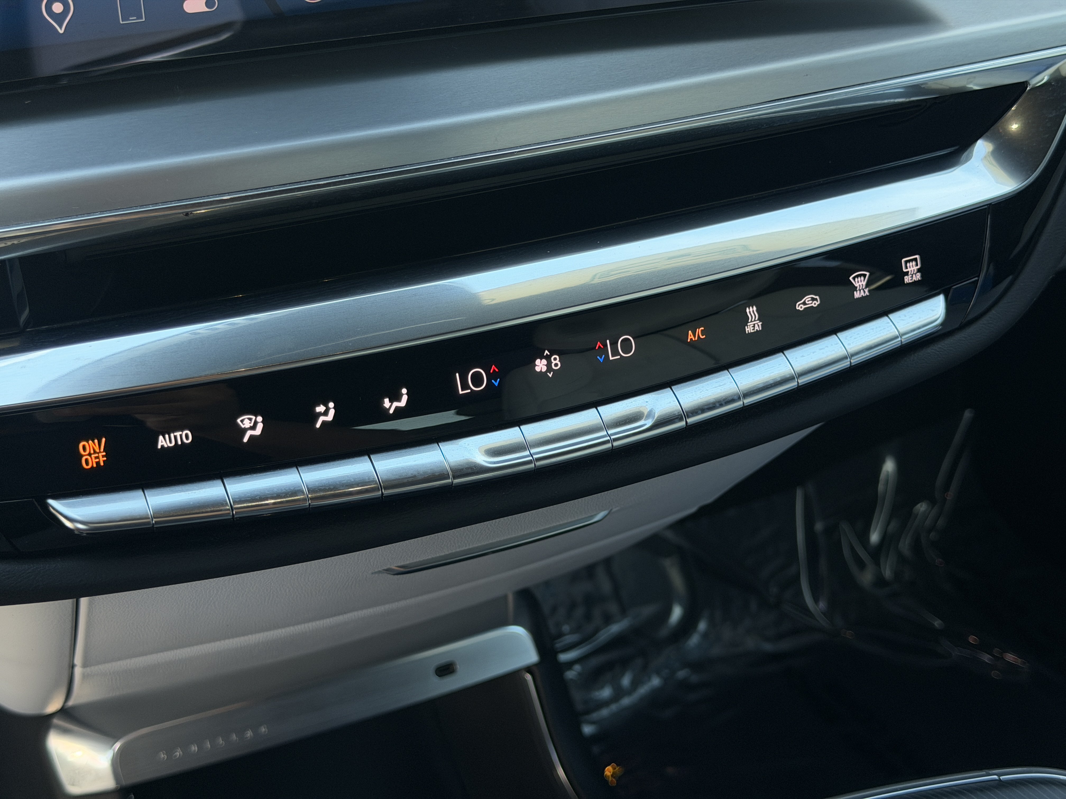 Certified 2024 Cadillac Lyriq Luxury w/ LPO, Floor Liner Package AWD/4WD image 29