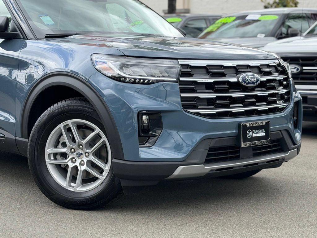 New 2026 Ford Explorer Active w/ Active Comfort Package RWD image 4