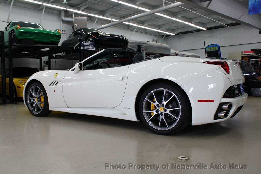 Used 2013 Ferrari California image 5