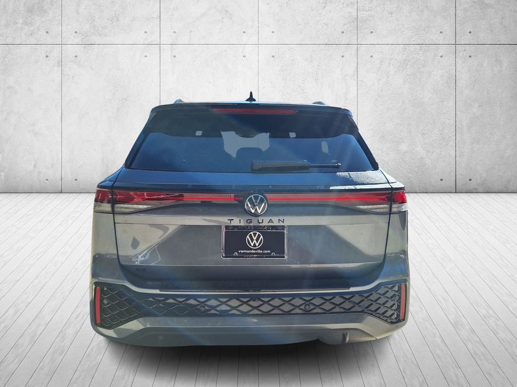 New 2026 Volkswagen Tiguan SE R-Line image 4