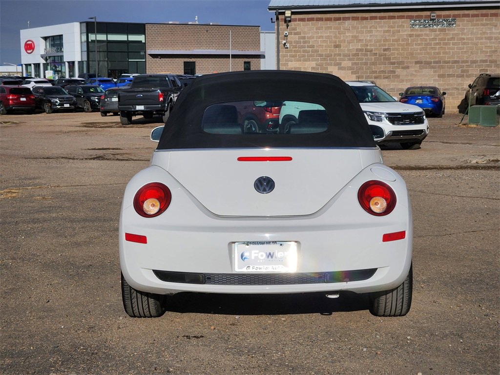 Used 2009 Volkswagen Beetle S image 10
