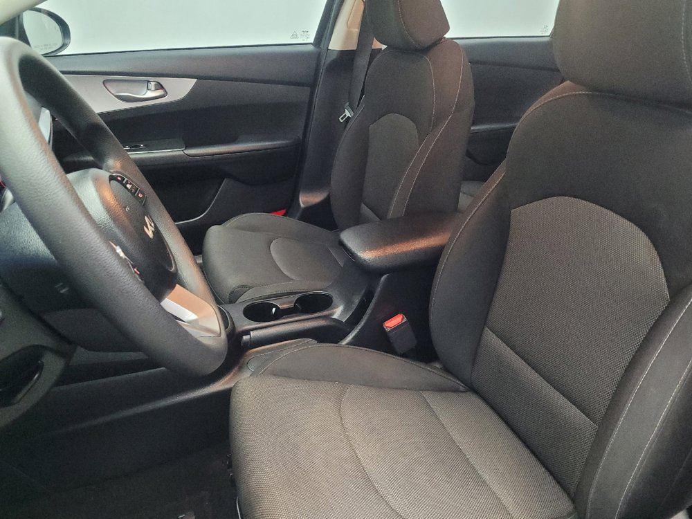 Used 2023 Kia Forte LXS w/ LXS Technology Package image 17