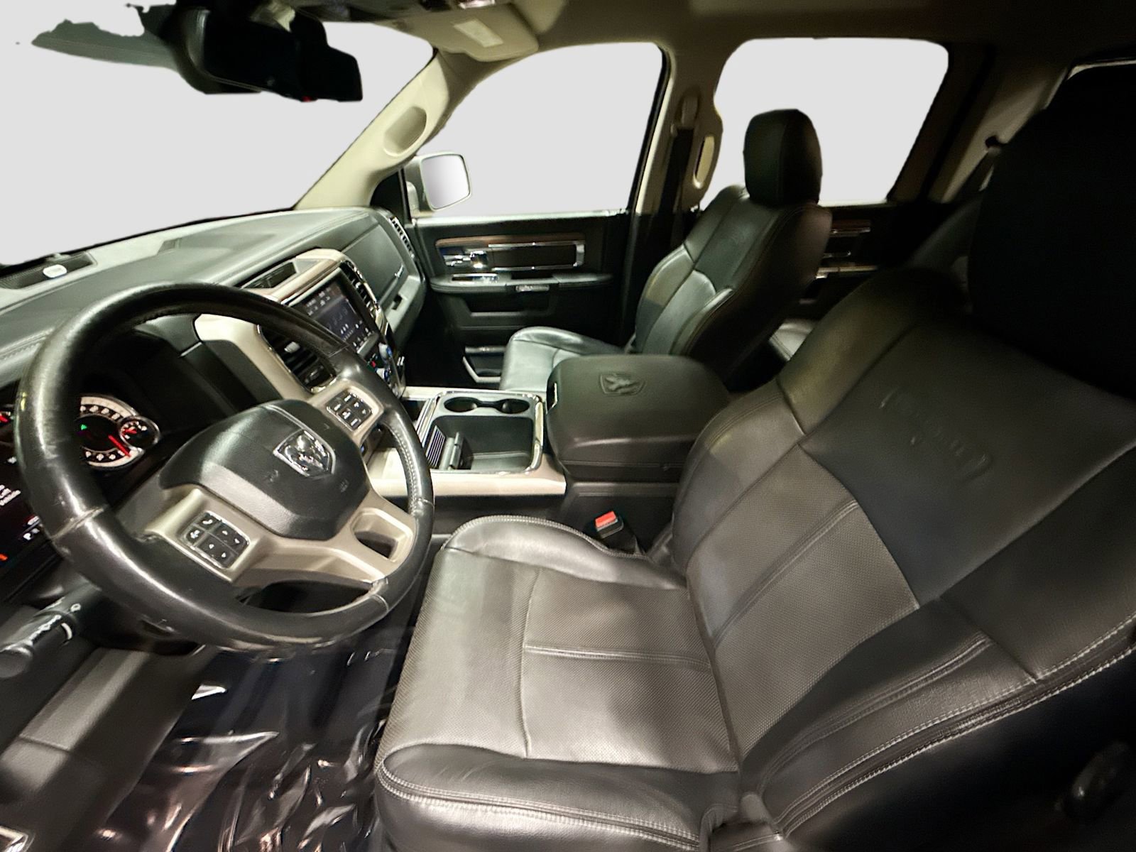 Used 2018 RAM 1500 Laramie w/ Convenience Group image 23