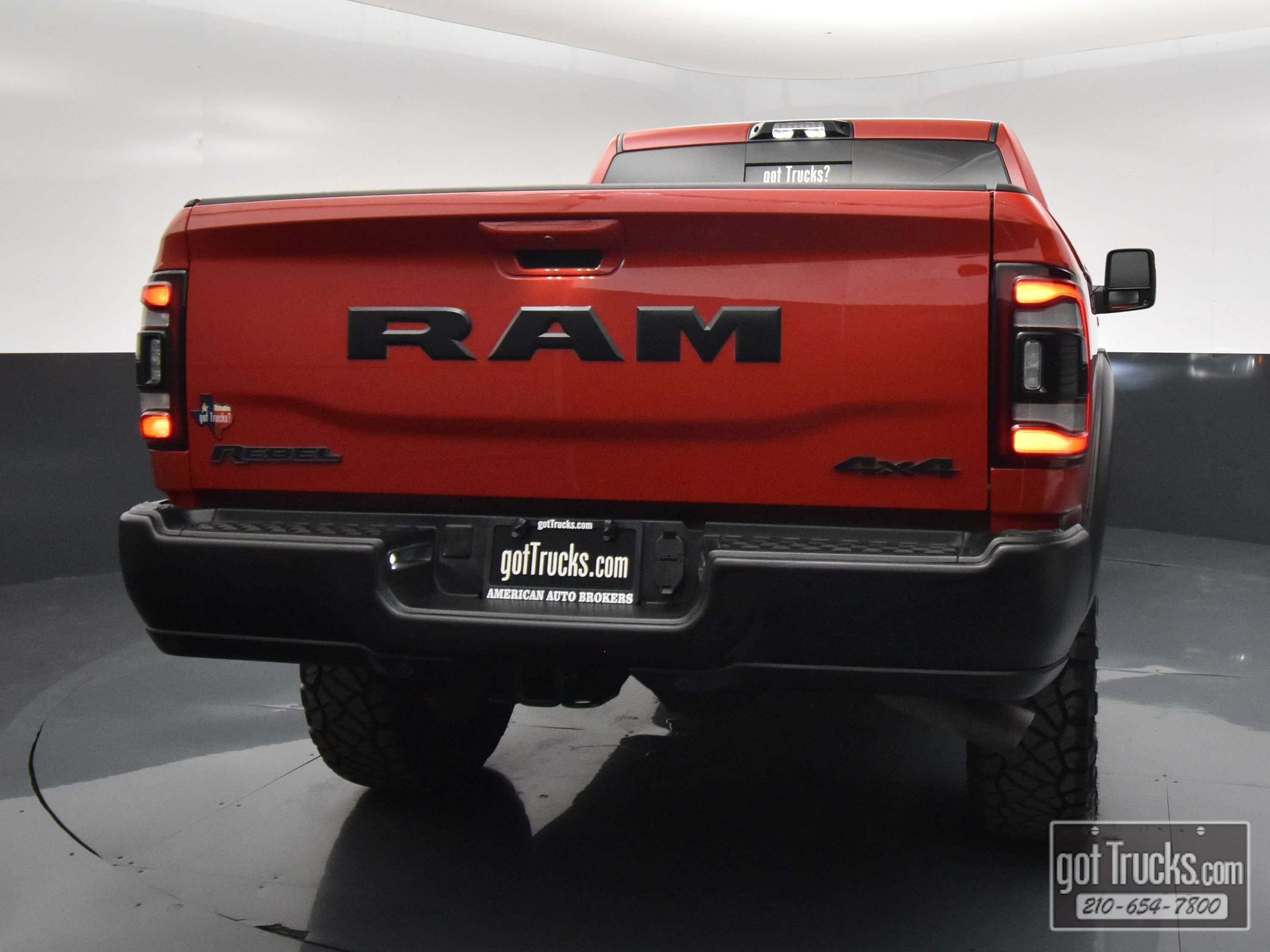 Used 2024 RAM 2500 Rebel AWD/4WD image 6