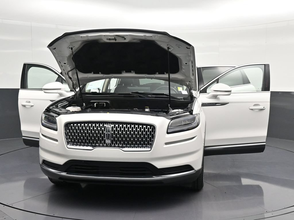 Used 2023 Lincoln Nautilus Reserve FWD image 35