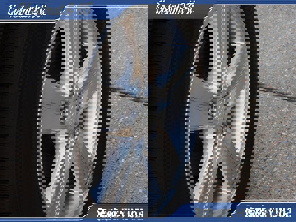 Used 2022 Chevrolet Trax LT w/ Driver Confidence Package image 38