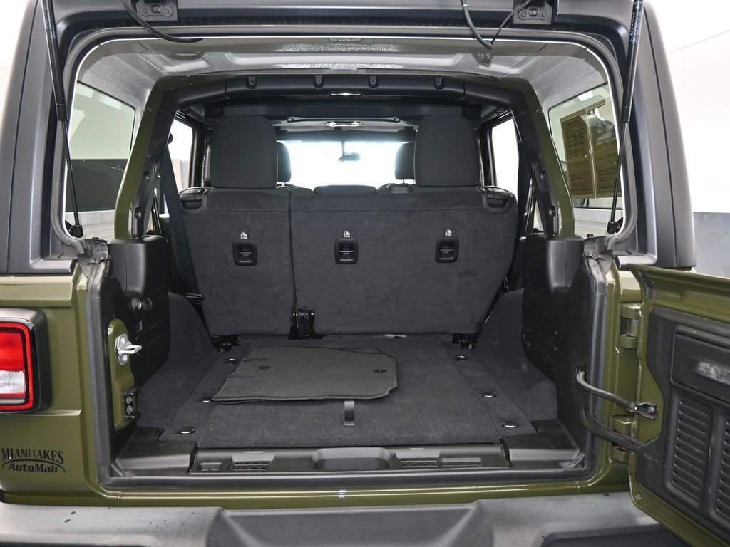 Used 2021 Jeep Wrangler Unlimited Sport image 35