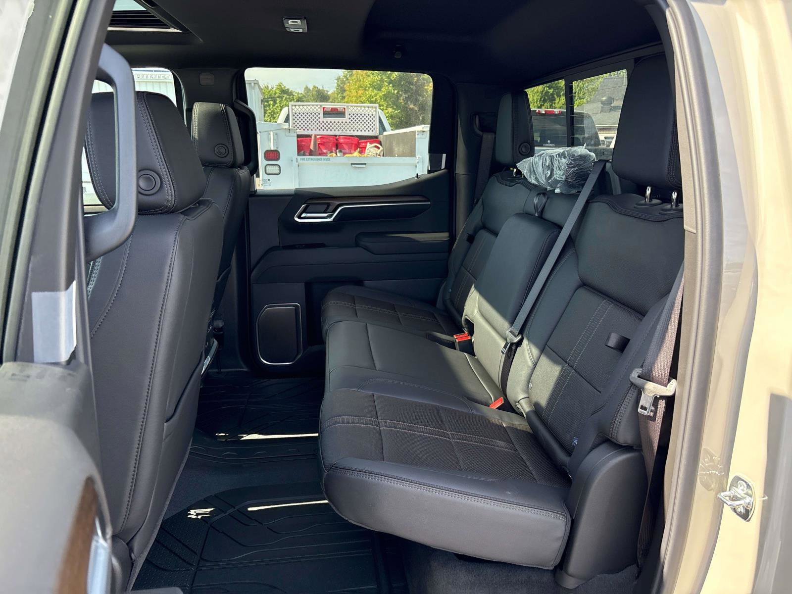 New 2026 Chevrolet Silverado 1500 High Country image 8
