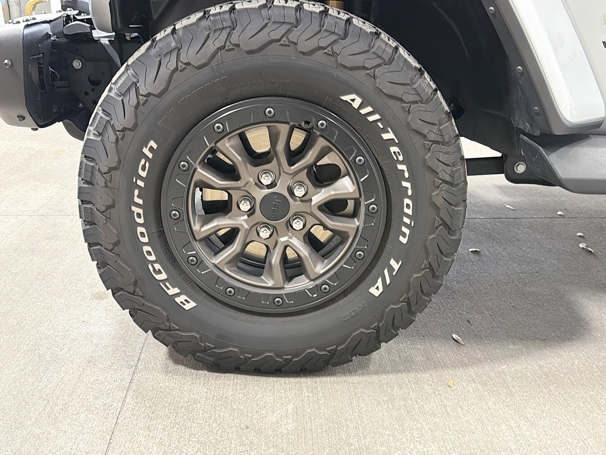 Used 2022 Jeep Wrangler Unlimited Rubicon w/ Trailer Tow Package image 40