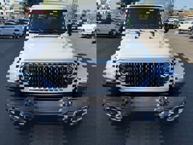 New 2025 Jeep Gladiator Sport