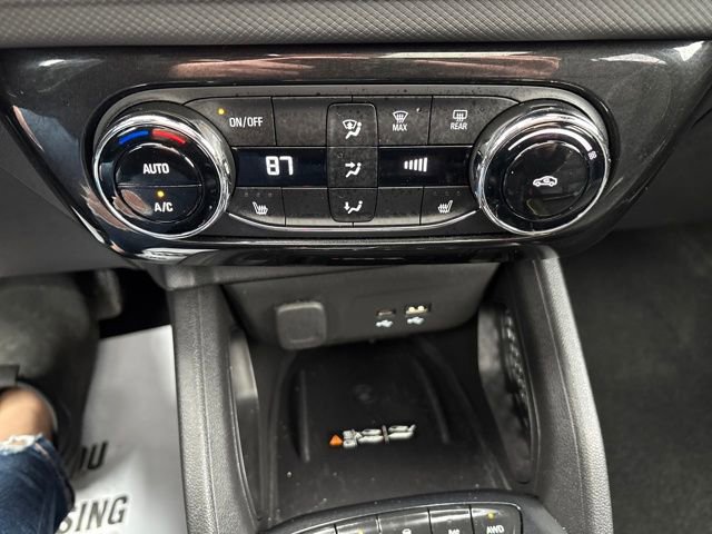 Used 2025 Chevrolet TrailBlazer ACTIV w/ Convenience Package image 21