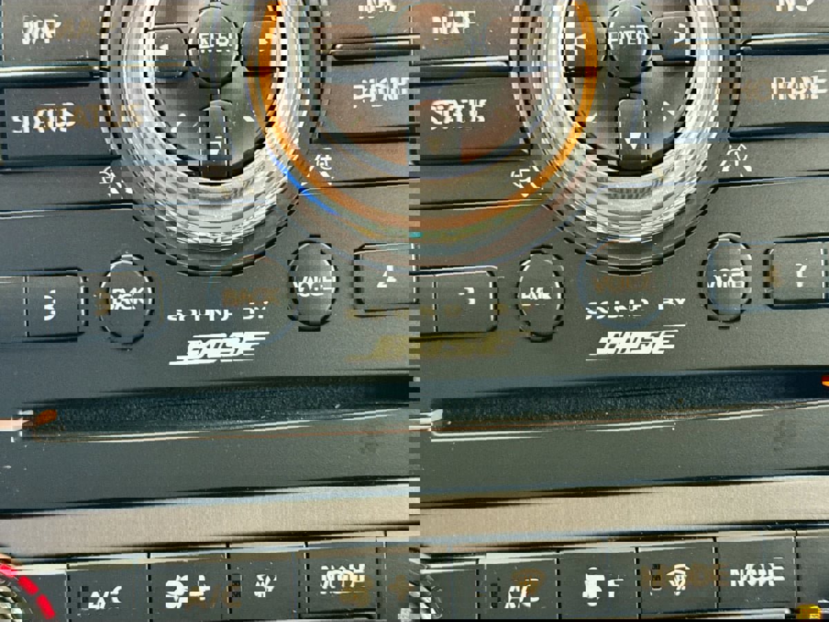 Used 2014 Nissan Armada Platinum image 24