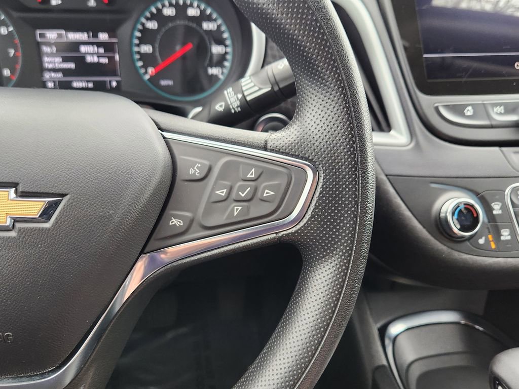 Used 2024 Chevrolet Malibu LT image 17