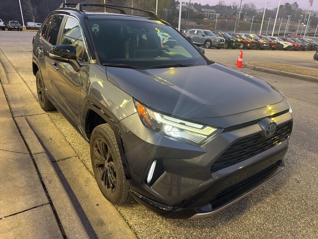 Used 2023 Toyota RAV4 XSE w/ XSE Grade Weather Package AWD/4WD image 4
