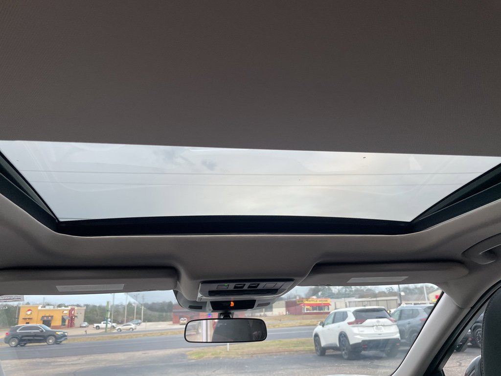 Certified 2023 Nissan Rogue SV w/ SV Premium B Package image 11