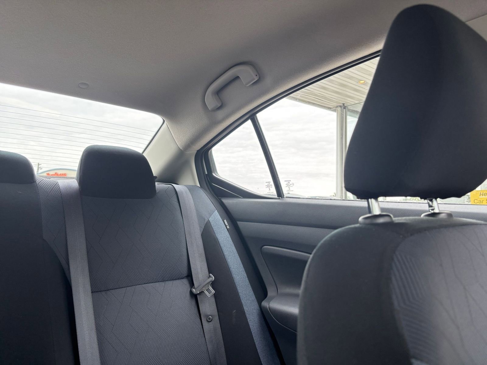 Used 2025 Nissan Versa SV FWD image 32
