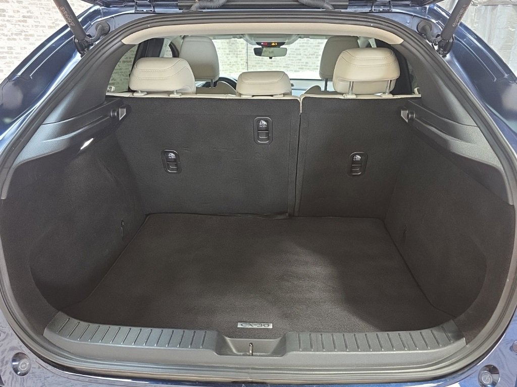 Used 2023 MAZDA CX-30 AWD 2.5 S w/ Premium Package image 15