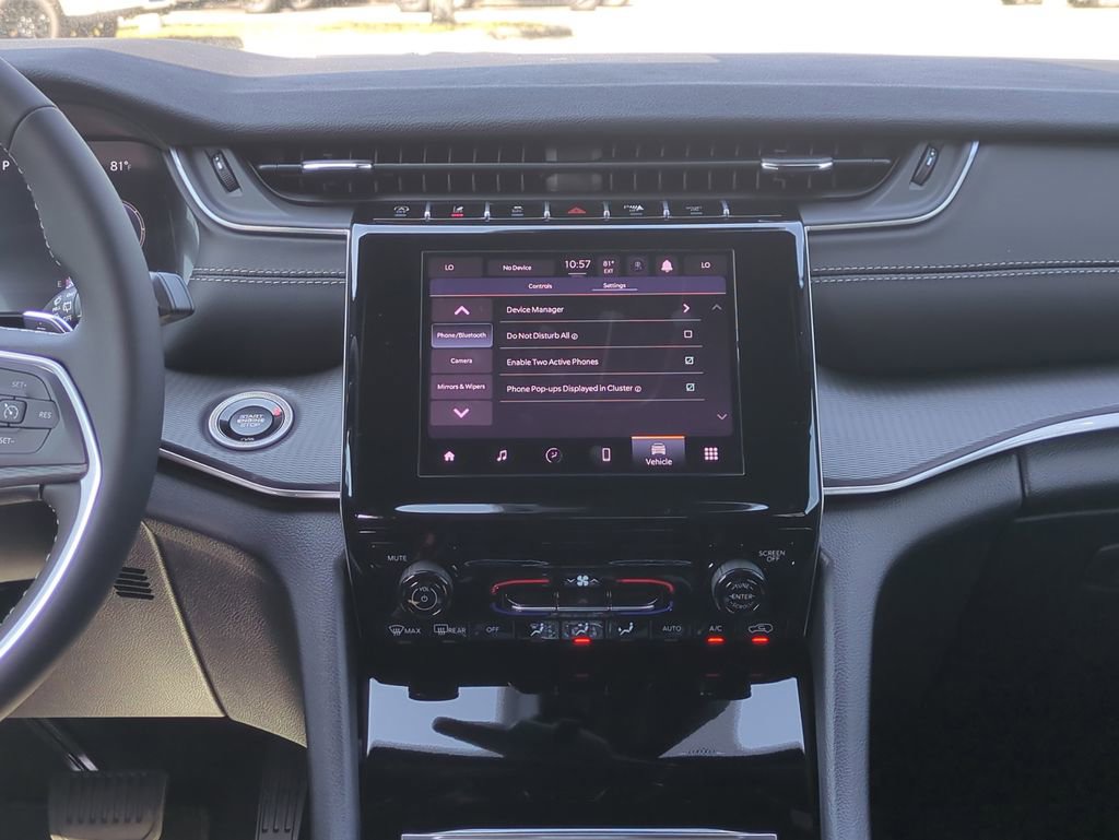 New 2025 Jeep Grand Cherokee Laredo RWD image 18