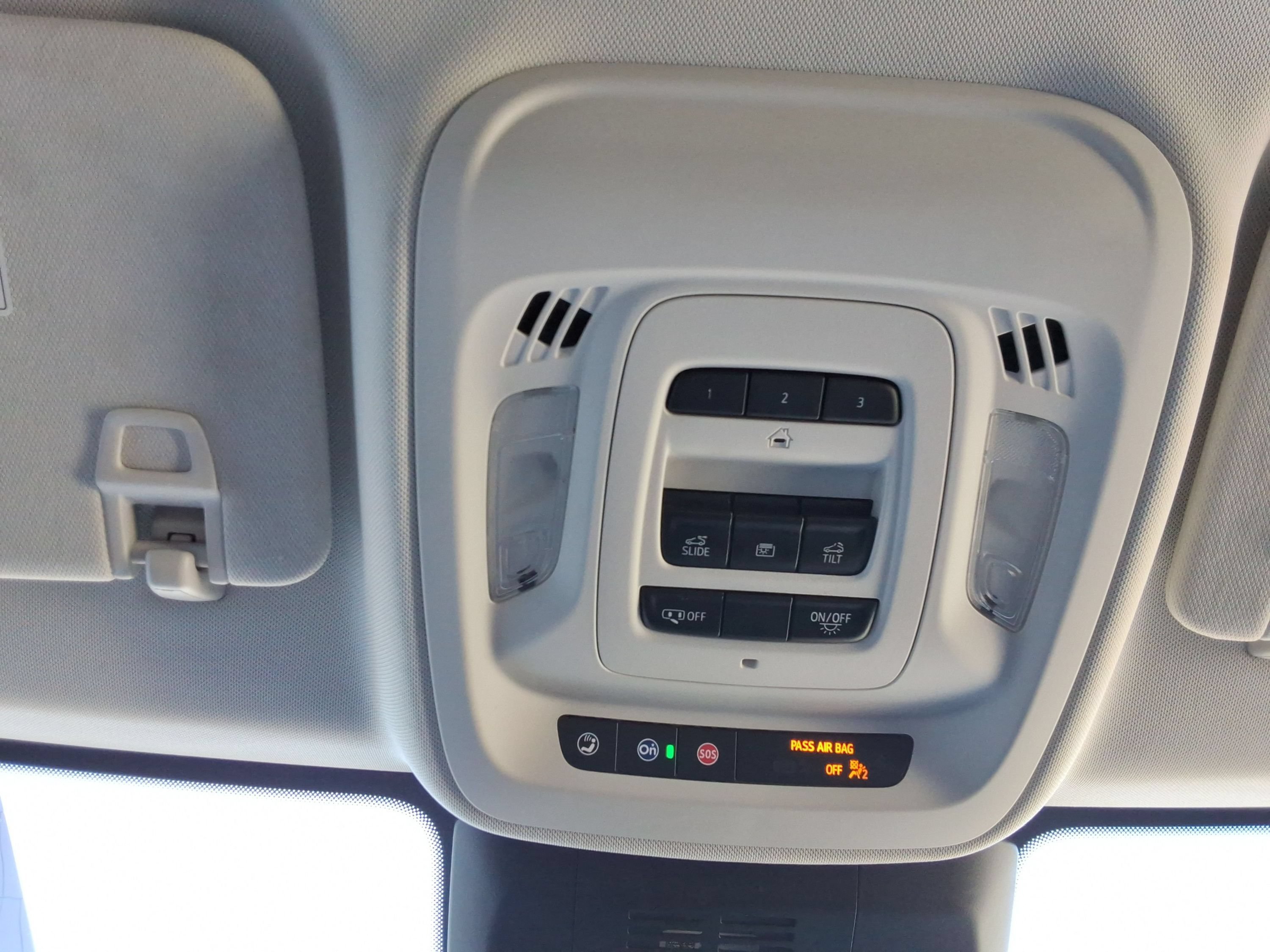 Used 2024 Buick Envision Avenir AWD/4WD image 19