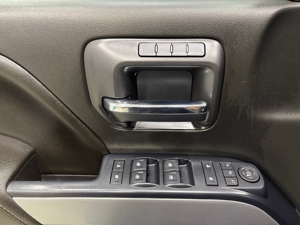 Used 2017 Chevrolet Silverado 2500 LTZ w/ Duramax Plus Package AWD/4WD image 17