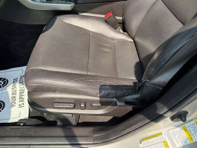 Used 2010 Acura RDX SH-AWD image 12