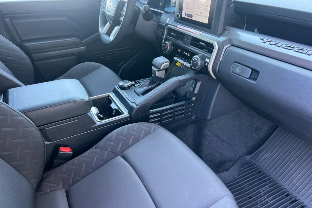 Certified 2025 Toyota Tacoma SR5 w/ SR5 Upgrade Package image 19