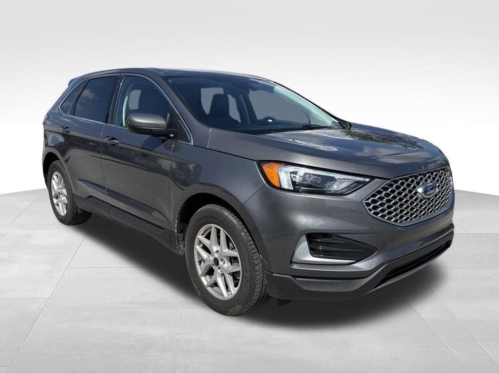 Used 2024 Ford Edge SEL AWD/4WD image 3