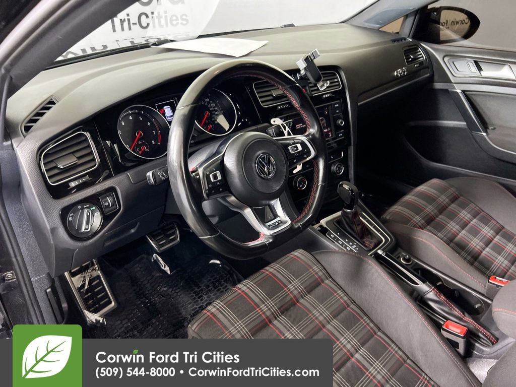 Used 2018 Volkswagen GTI S FWD image 3