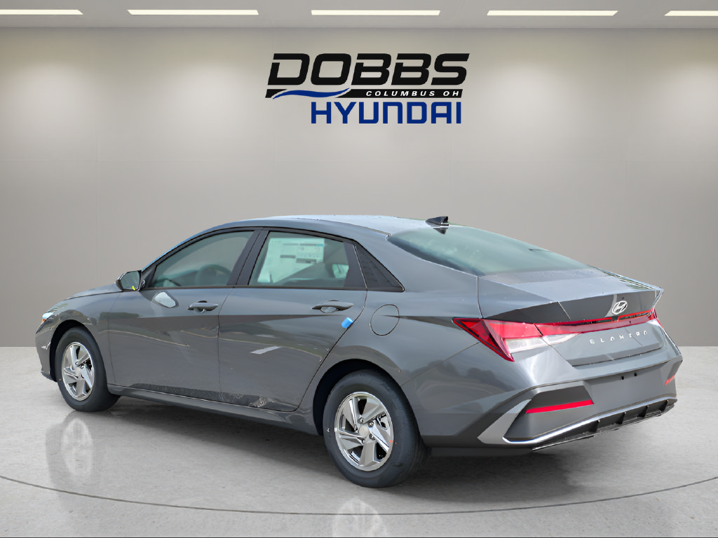 New 2026 Hyundai Elantra SE w/ Cargo Package FWD image 3