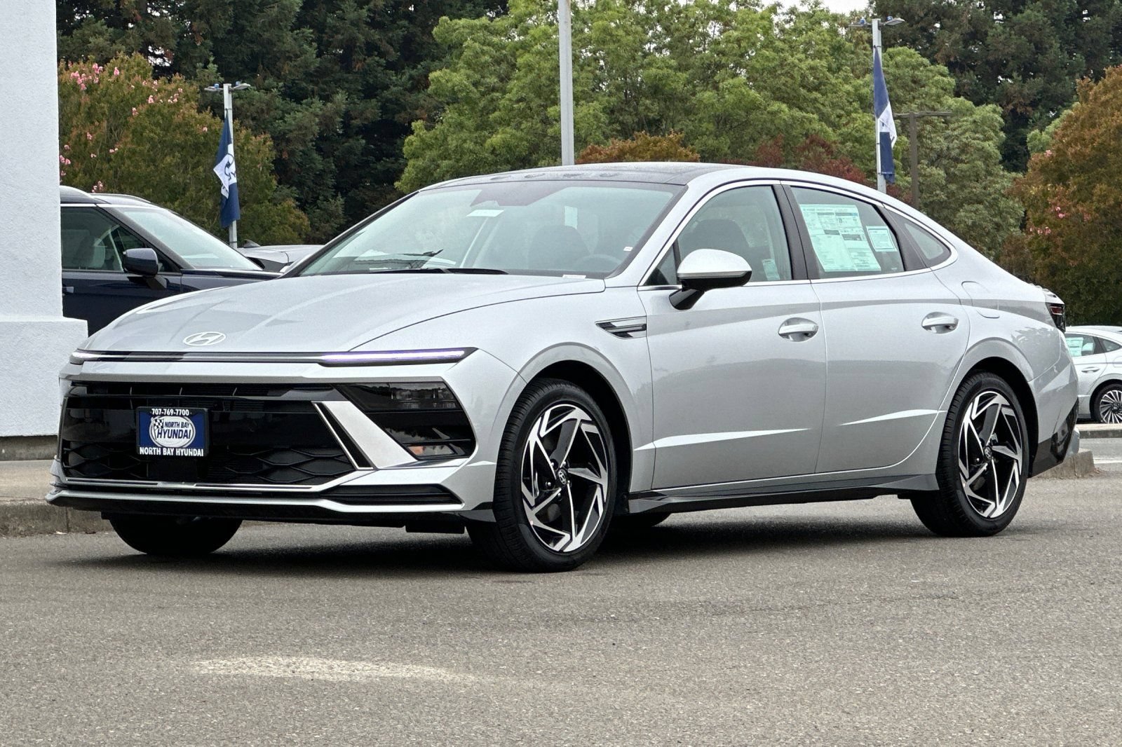 Used 2025 Hyundai Sonata SEL FWD image 8