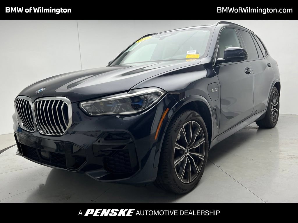 Certified 2022 BMW X5 xDrive45e w/ M Sport Package AWD/4WD image 1