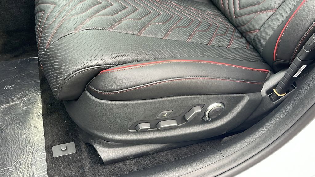 New 2025 Genesis G80 2.5T Sport Prestige image 29