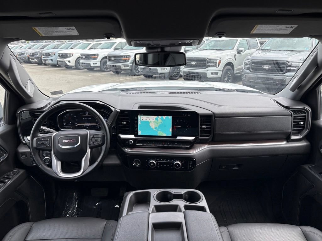 Used 2023 GMC Sierra 1500 SLT AWD/4WD image 26