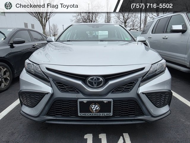 Used 2023 Toyota Camry SE w/ Cold Weather Package image 2