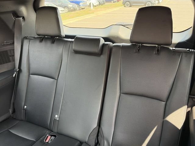 Used 2025 Toyota Grand Highlander AWD Hybrid image 33