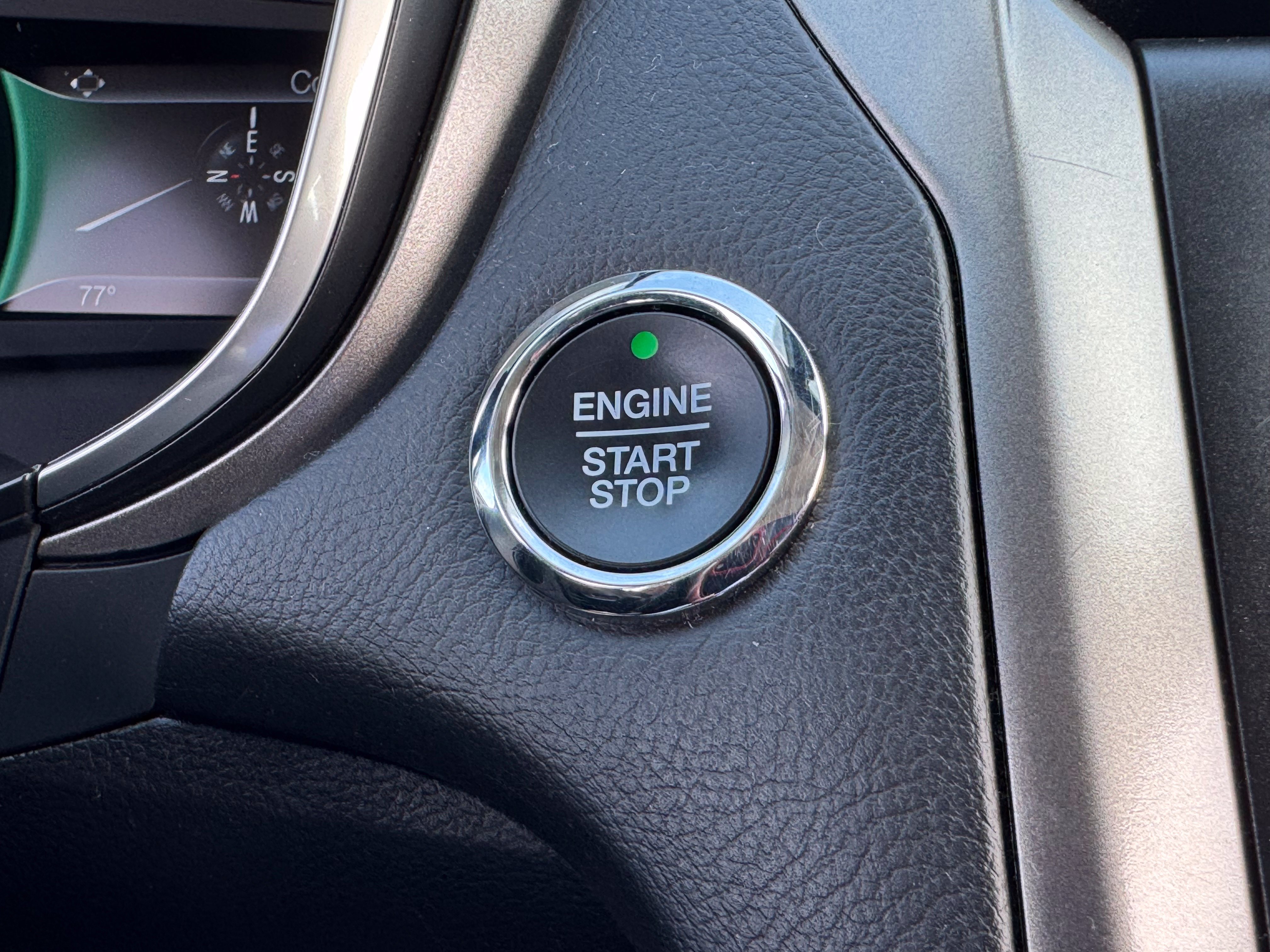 Used 2019 Ford Fusion SEL FWD image 38