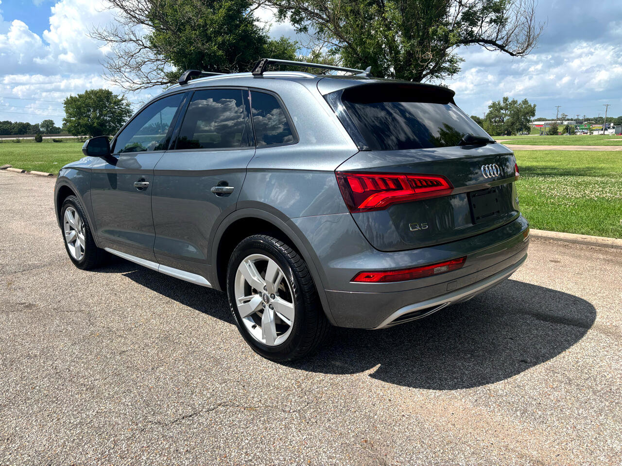 Used 2018 Audi Q5 2.0T Premium image 6