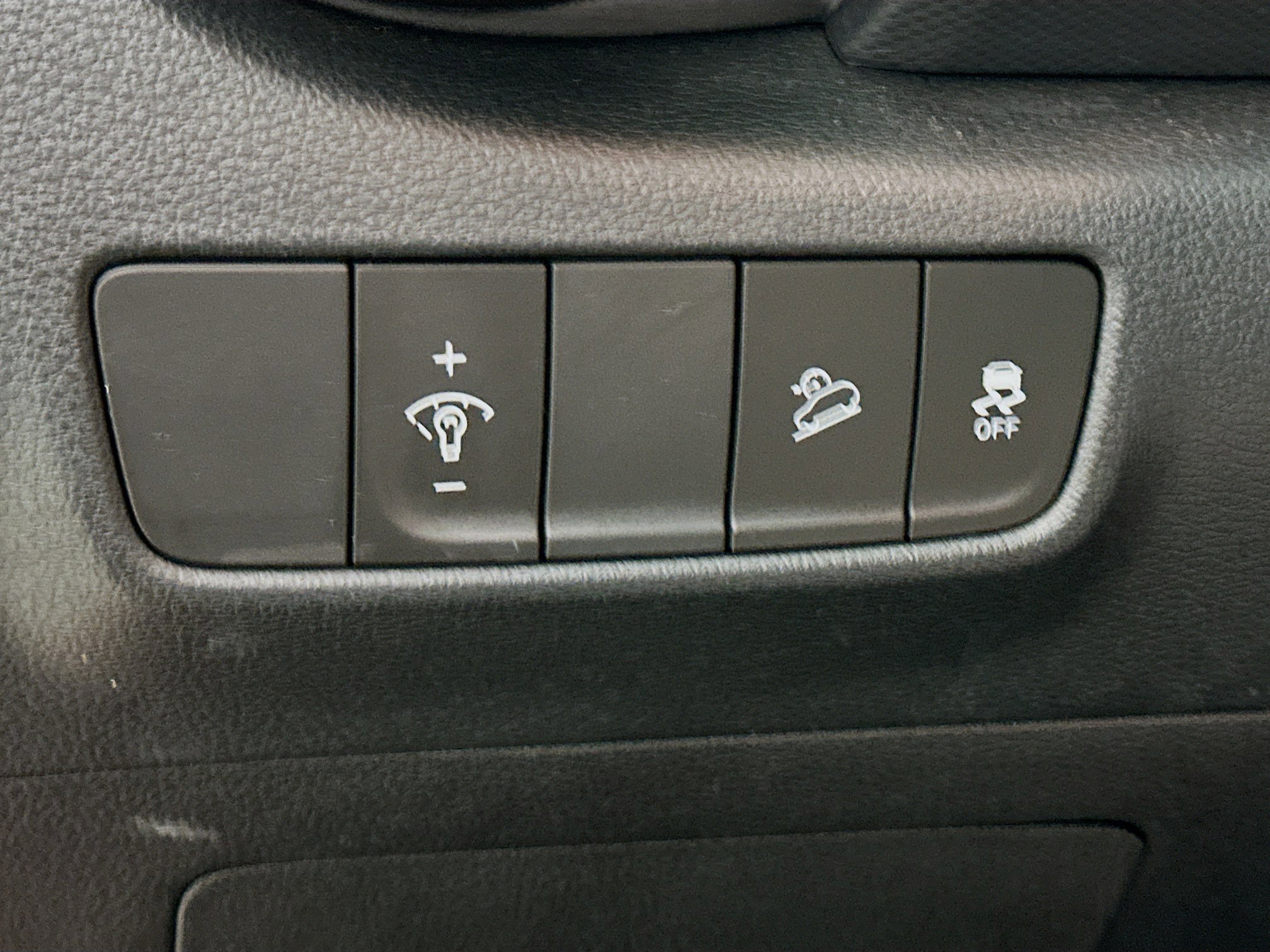 Used 2023 Hyundai Kona SEL image 16